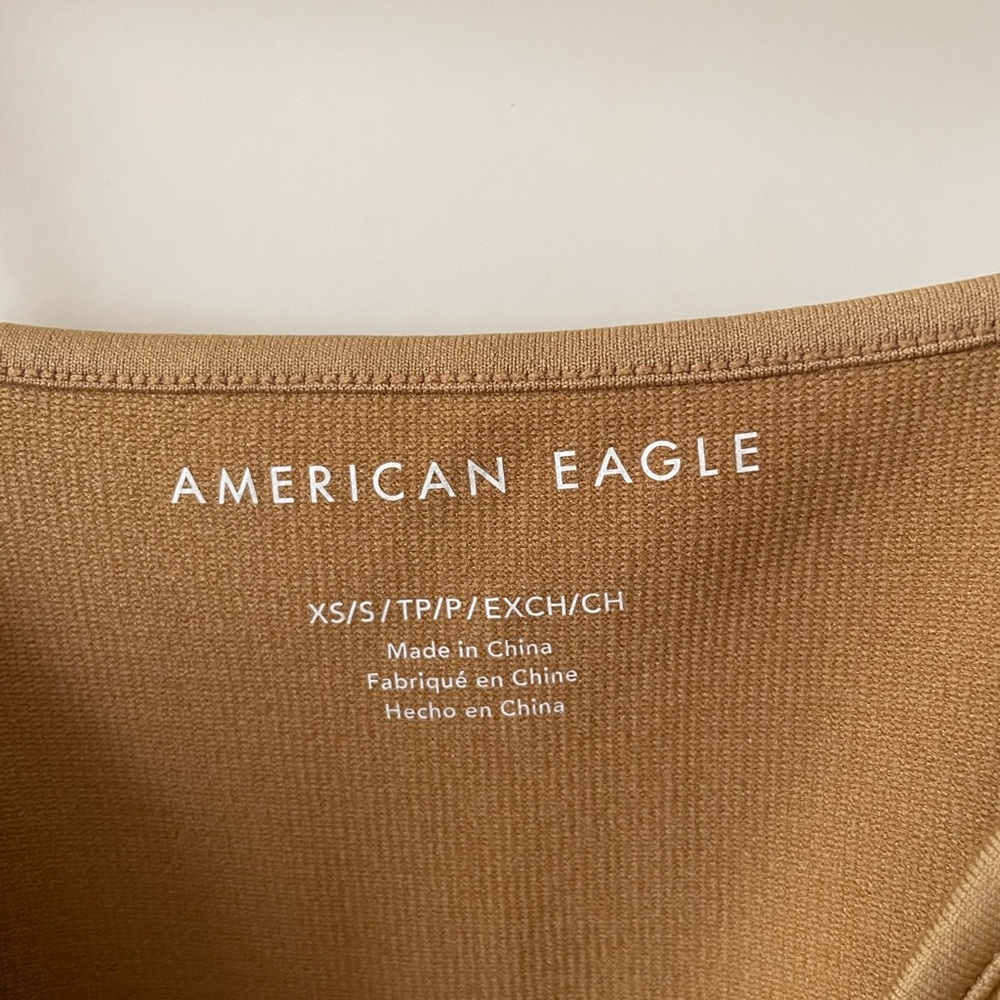American eagle basic tank - Picture 3 of 3